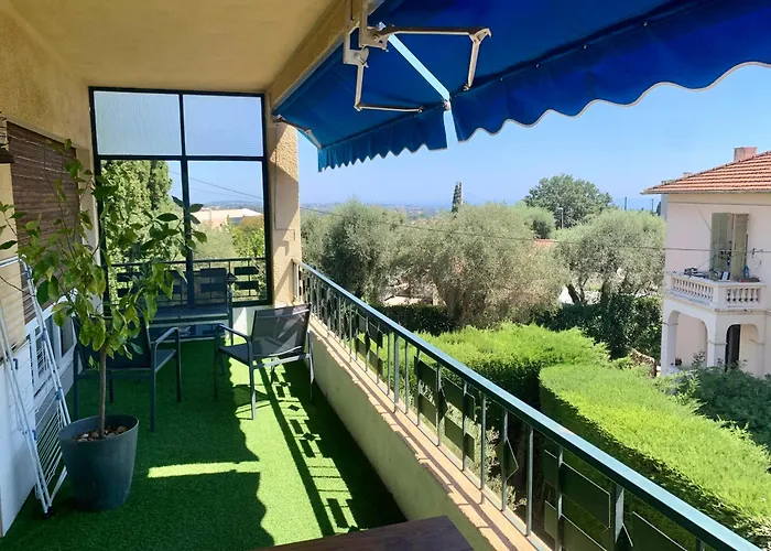 Vence T3 Vue Mer Grande Terrasse